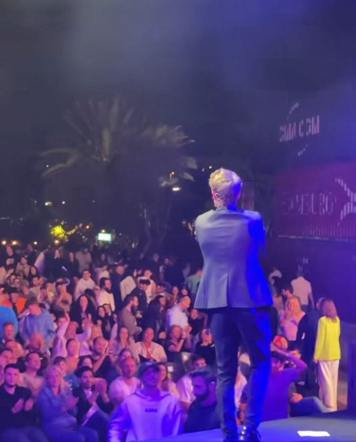 ליאור סושרד בהופעה
